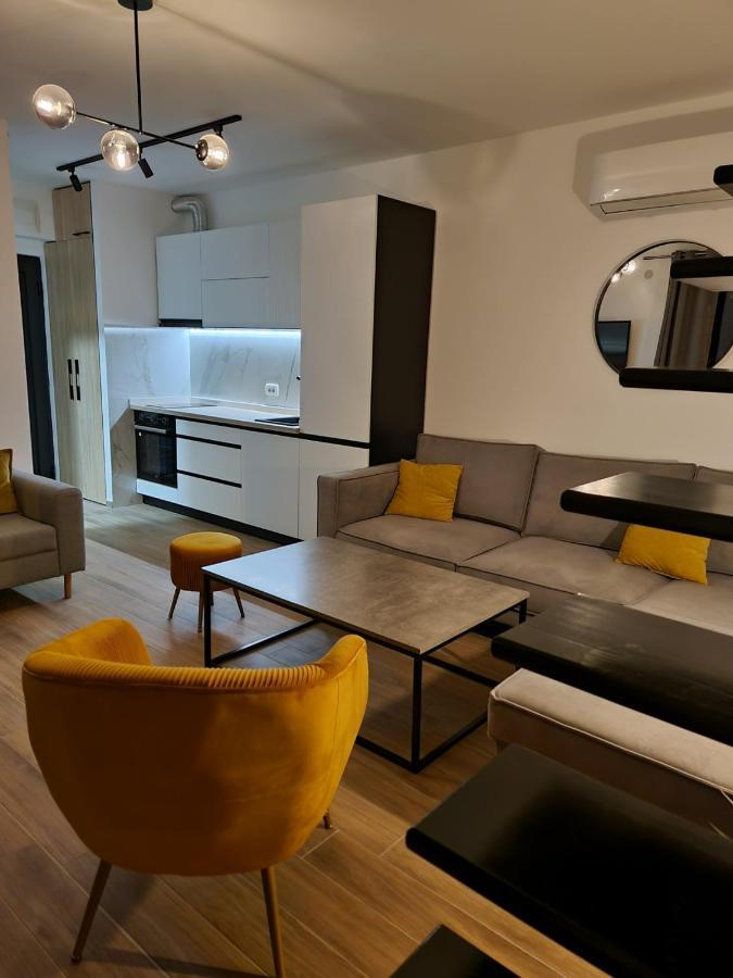 Apartments Vranes ティヴァト エクステリア 写真