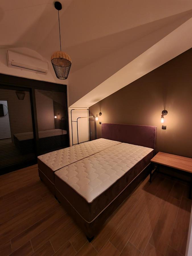 Apartments Vranes ティヴァト エクステリア 写真