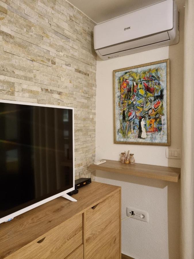 Apartments Vranes ティヴァト エクステリア 写真