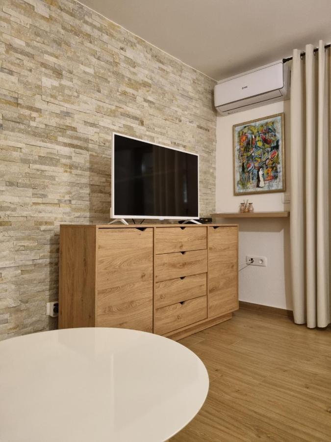 Apartments Vranes ティヴァト エクステリア 写真
