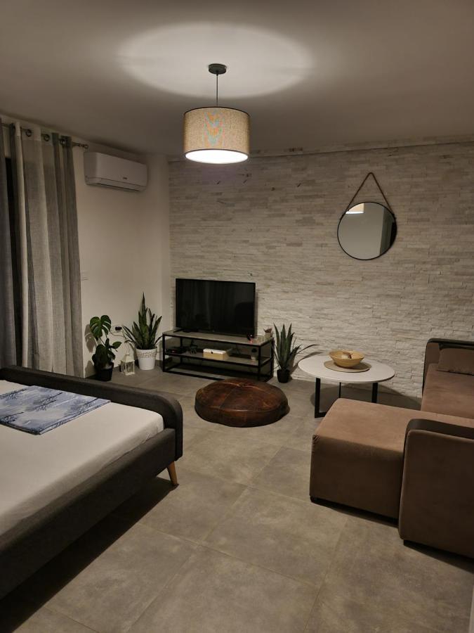 Apartments Vranes ティヴァト エクステリア 写真