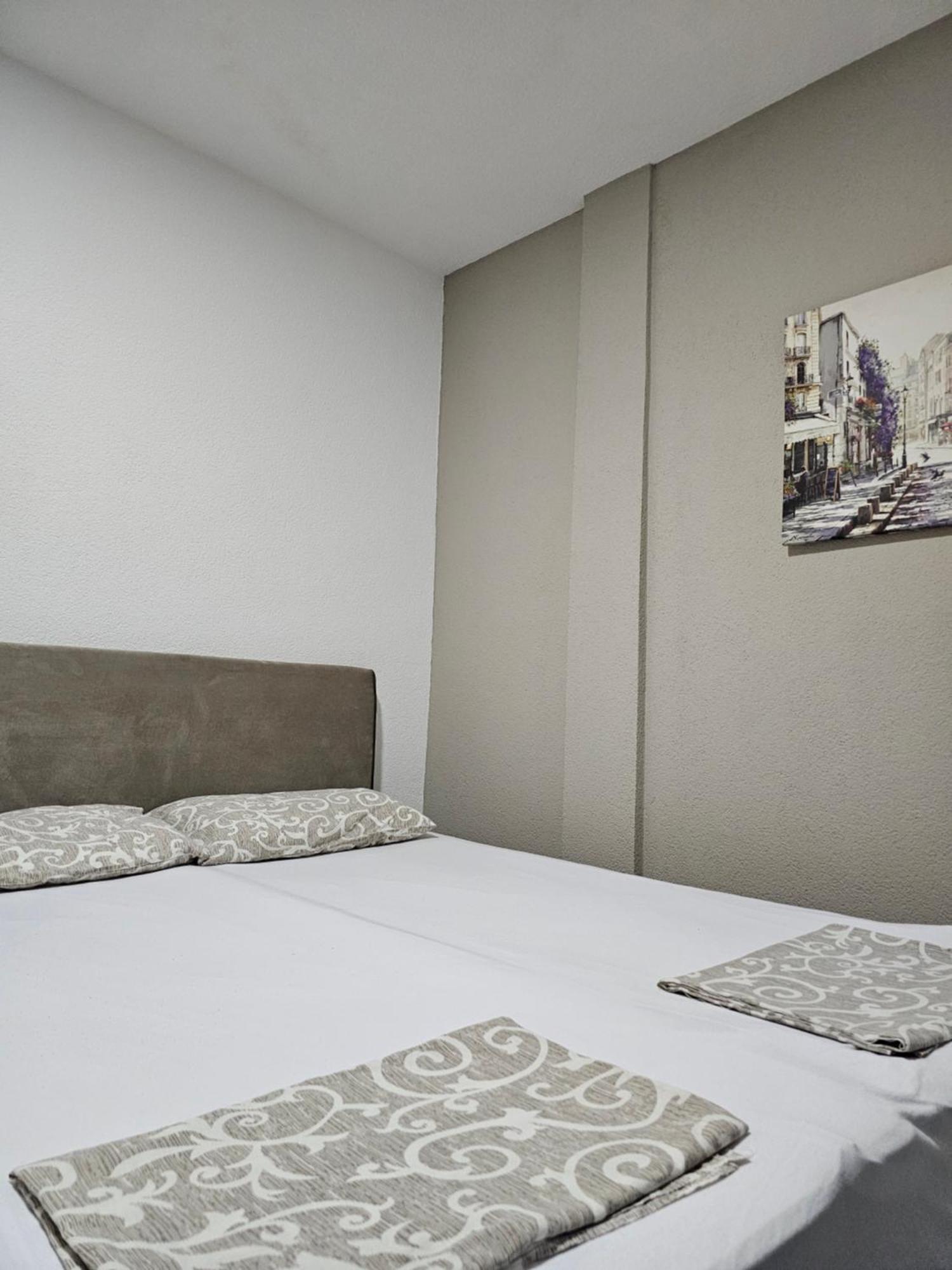 Apartments Vranes ティヴァト エクステリア 写真